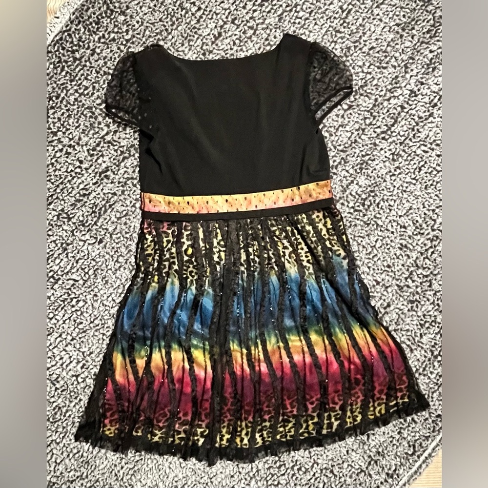 Collection Party Dress - Picture 12 of 12